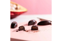 Image Chocolate pieces.
